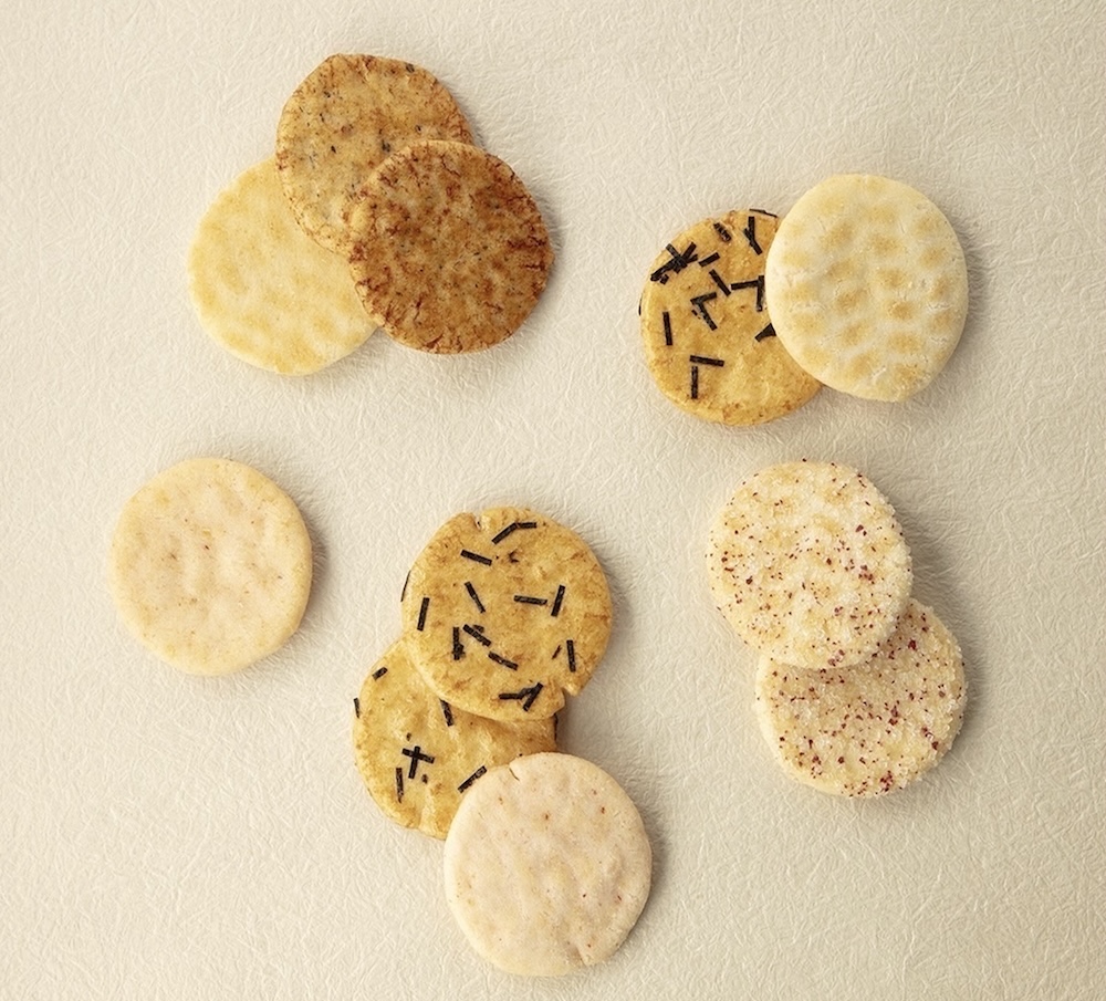 「ミニせんべい」各・250円