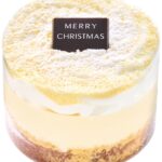 12月1日より販売される「クリスマストリプルチーズケーキ」税込み1,300円