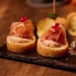 「Chocolate Voyage Champagne High Tea」税込み15,000円（サービス料含む）