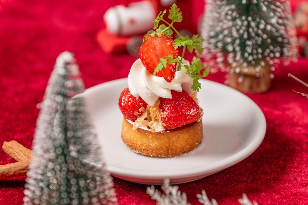 「クリスマス・スイーツビュッフェ【Very Berry X’mas！】～いちごが彩るクリスマス～」イメージ