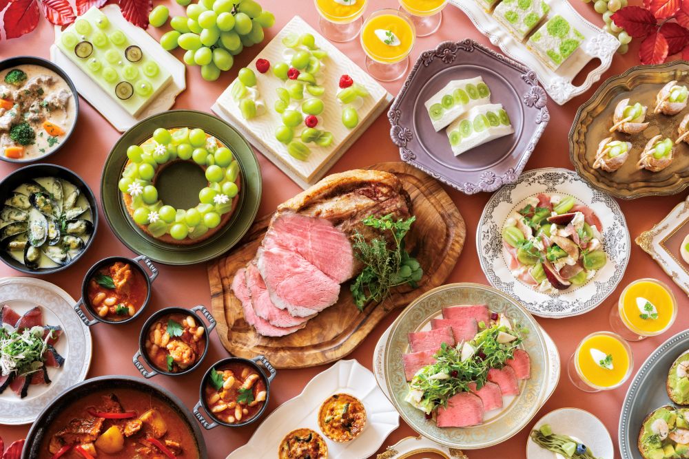 「ランチ&シャインマスカットスイーツビュッフェ」税込み6,831円（サービス料含む）