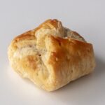 「定番のアップルパイ」140円