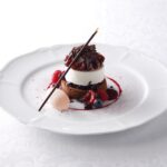 「キルシュのバヴァロア フォレノワール　チェリーのアイスクリームとともに」税込み2,700円