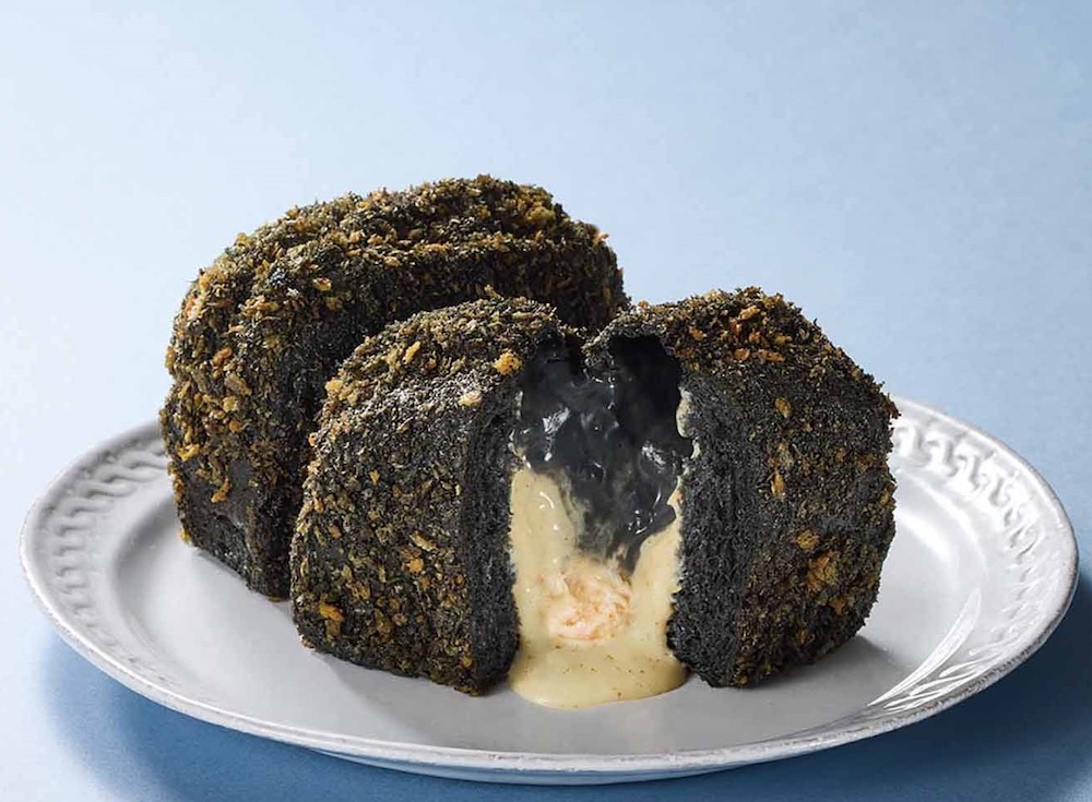 「本郷ベーカリー」の「横浜BLACK」税込み550円