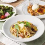 10月9日〜11月12日に一部店舗で販売される「パスタ サルシッチャとさつまいもの4種チーズソース」お茶付き・税込み1,683円