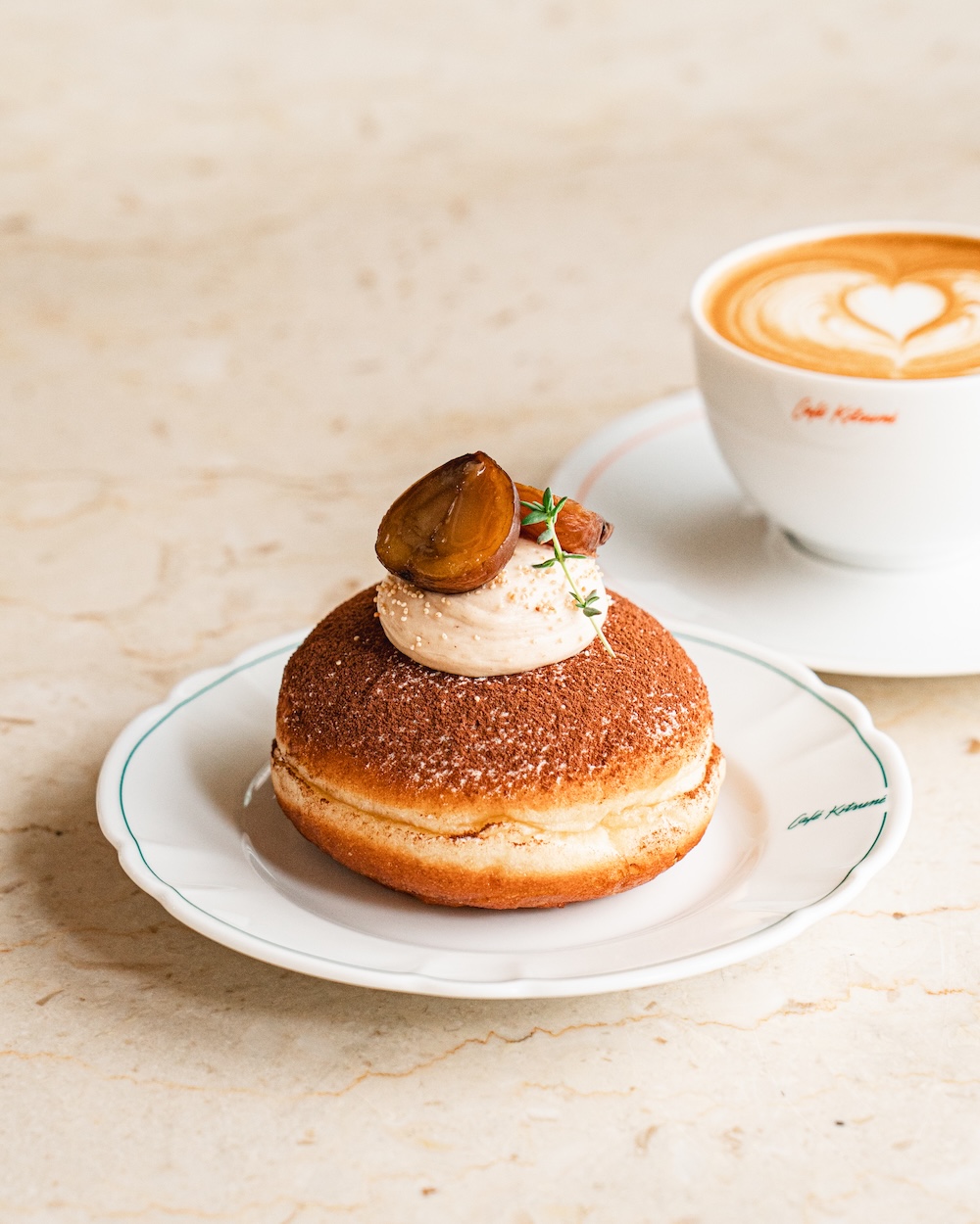 大阪店限定「Kitsuné Doughnut Marron – キツネドーナツ マロン」税込み750円