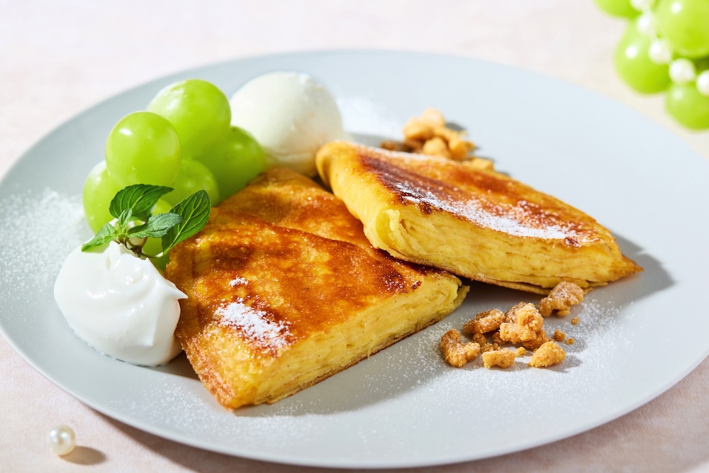 「シャインマスカットのミルフィーユパンケーキ」税込み2,800円