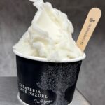 「コート・ダジュール」にて販売中の「恵水のソルベ」ダブル・税込み626円