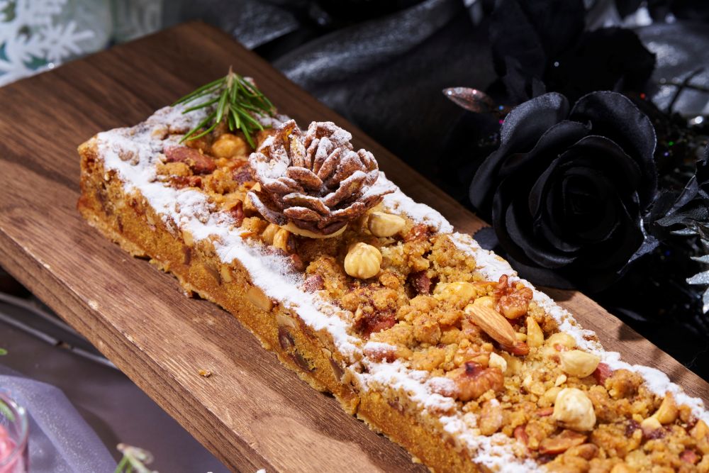 ランチ&スイーツビュッフェ「白銀の森と魔女の鏡」イメージ