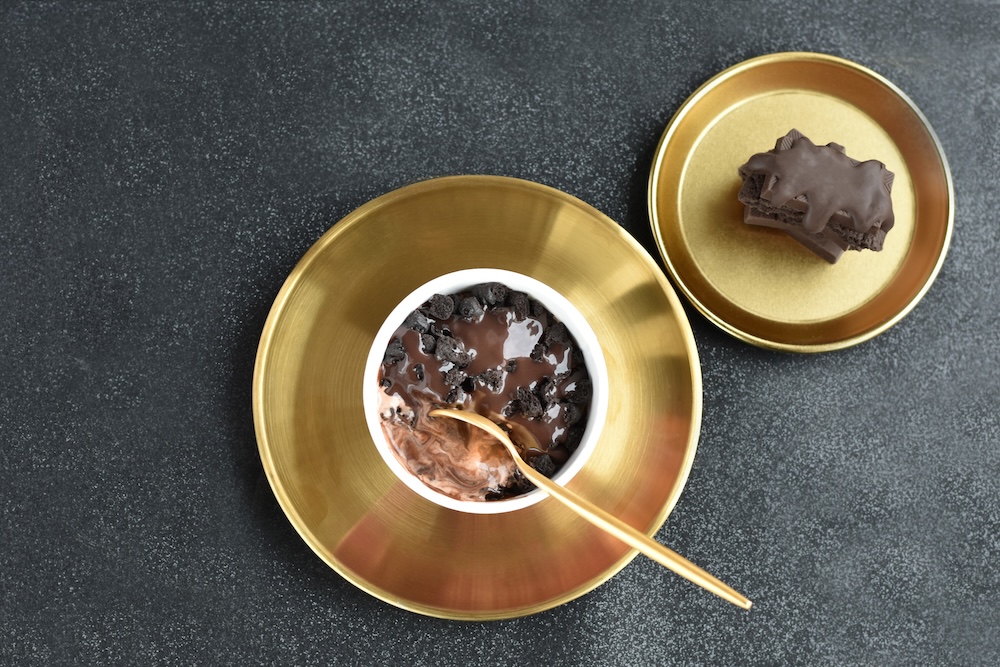 「ミニカップ 悪魔のささやき『チョコレート』」イメージ