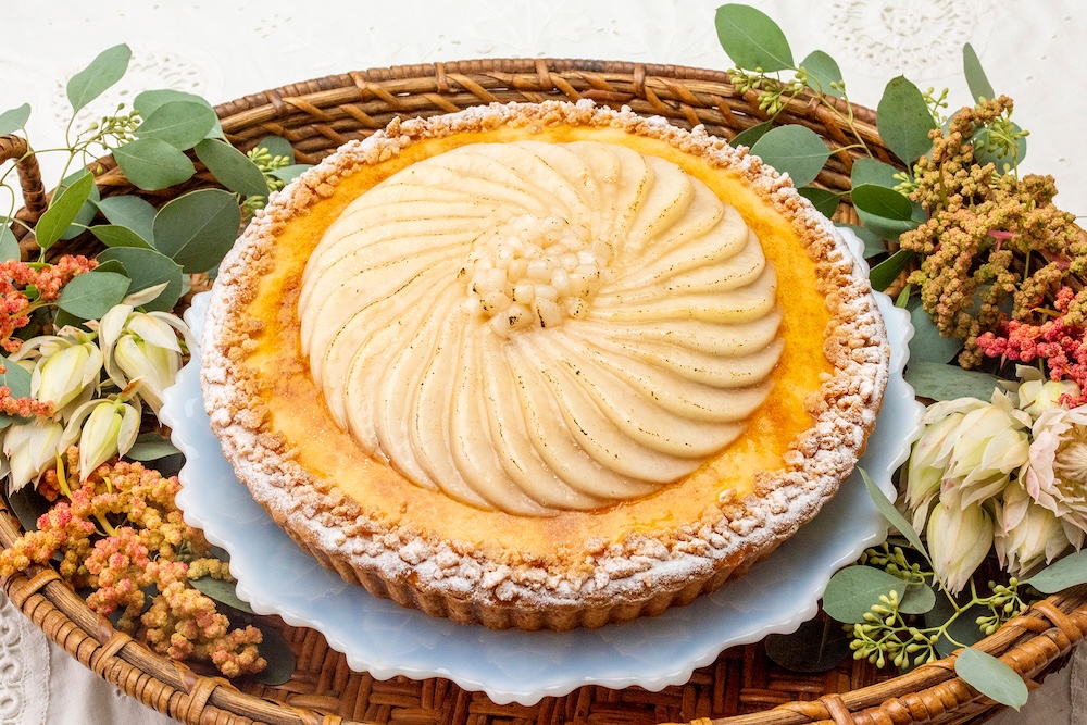 新作の「洋梨のシブーストとチョコレートのタルト」イメージ