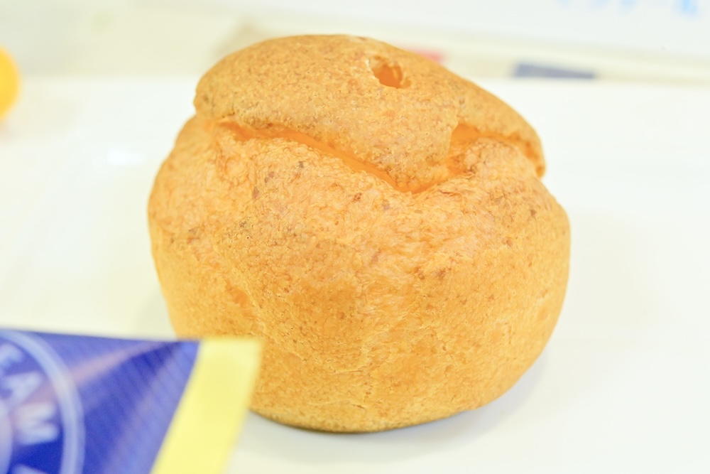 「濃厚フロマージュシュークリーム」税込み181円