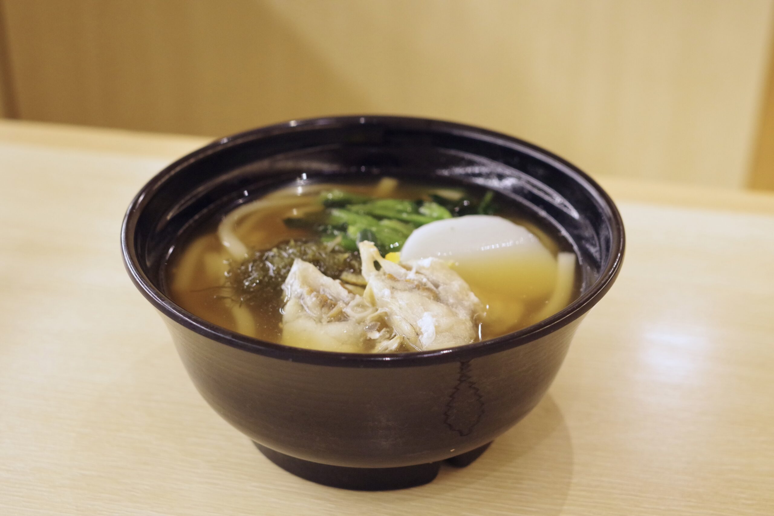 「国産天然フグ出汁うどん」税込み550円