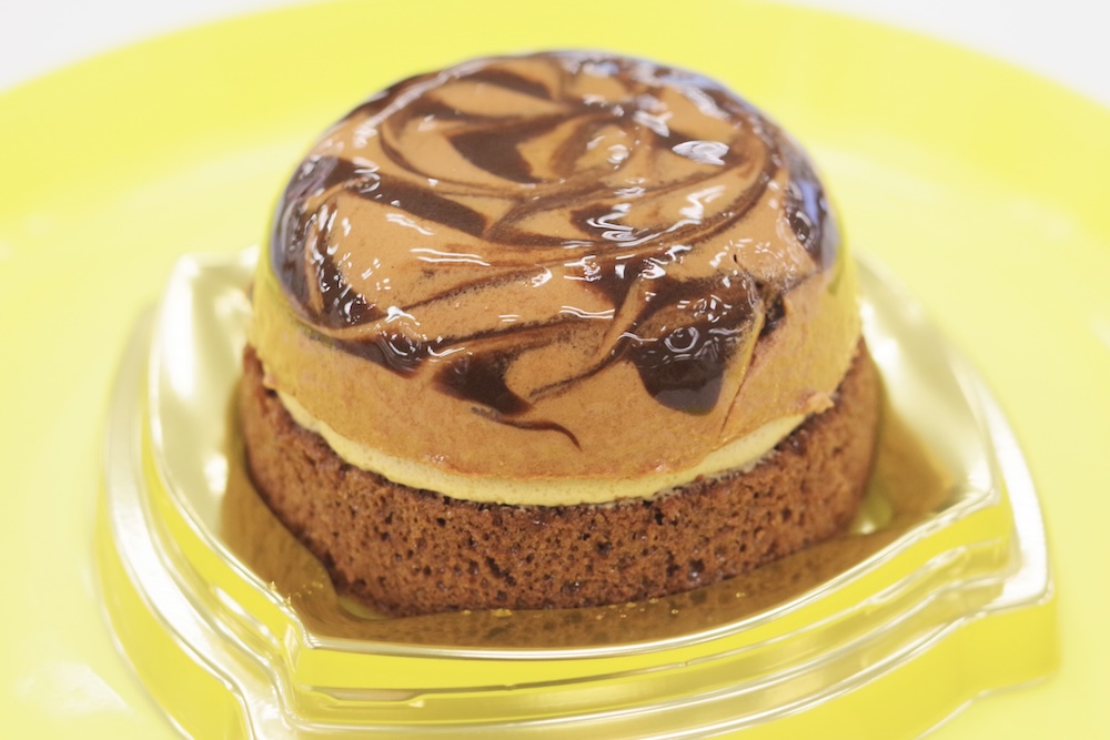 「濃厚ショコラドームケーキ」税込み395円