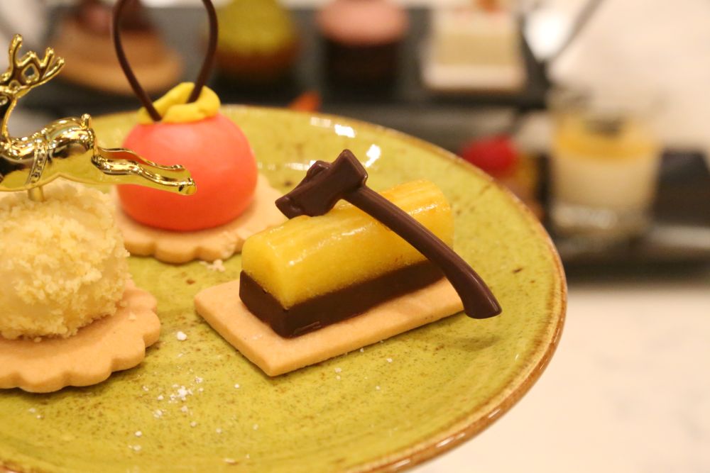 「オレンジとチョコレートのミニブッシュ・ド・ノエル」イメージ