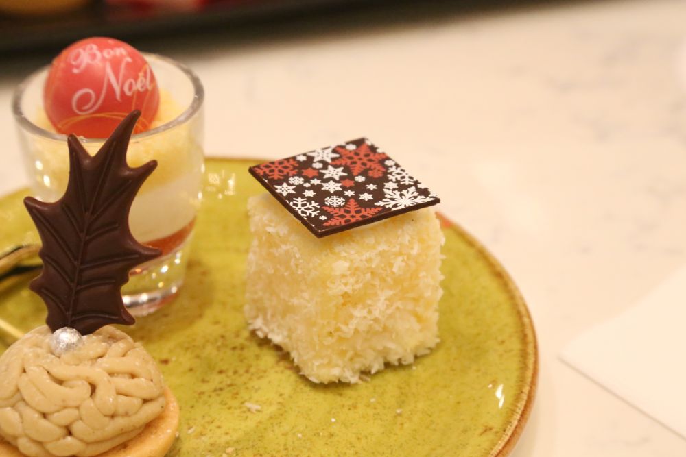 「ホワイトチョコレートレミントン」イメージ