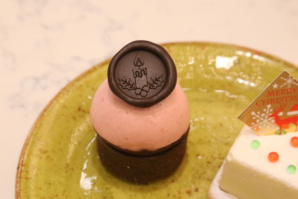 「ストロベリームースとチェリータルト」イメージ