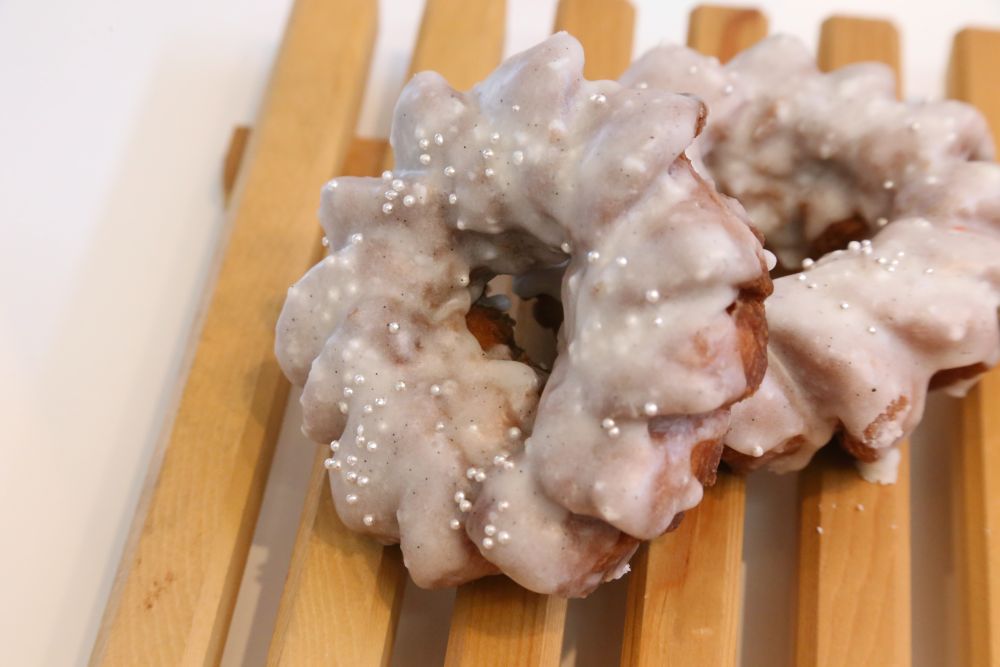 「スノーボールクッキークルーラー」税込み250円