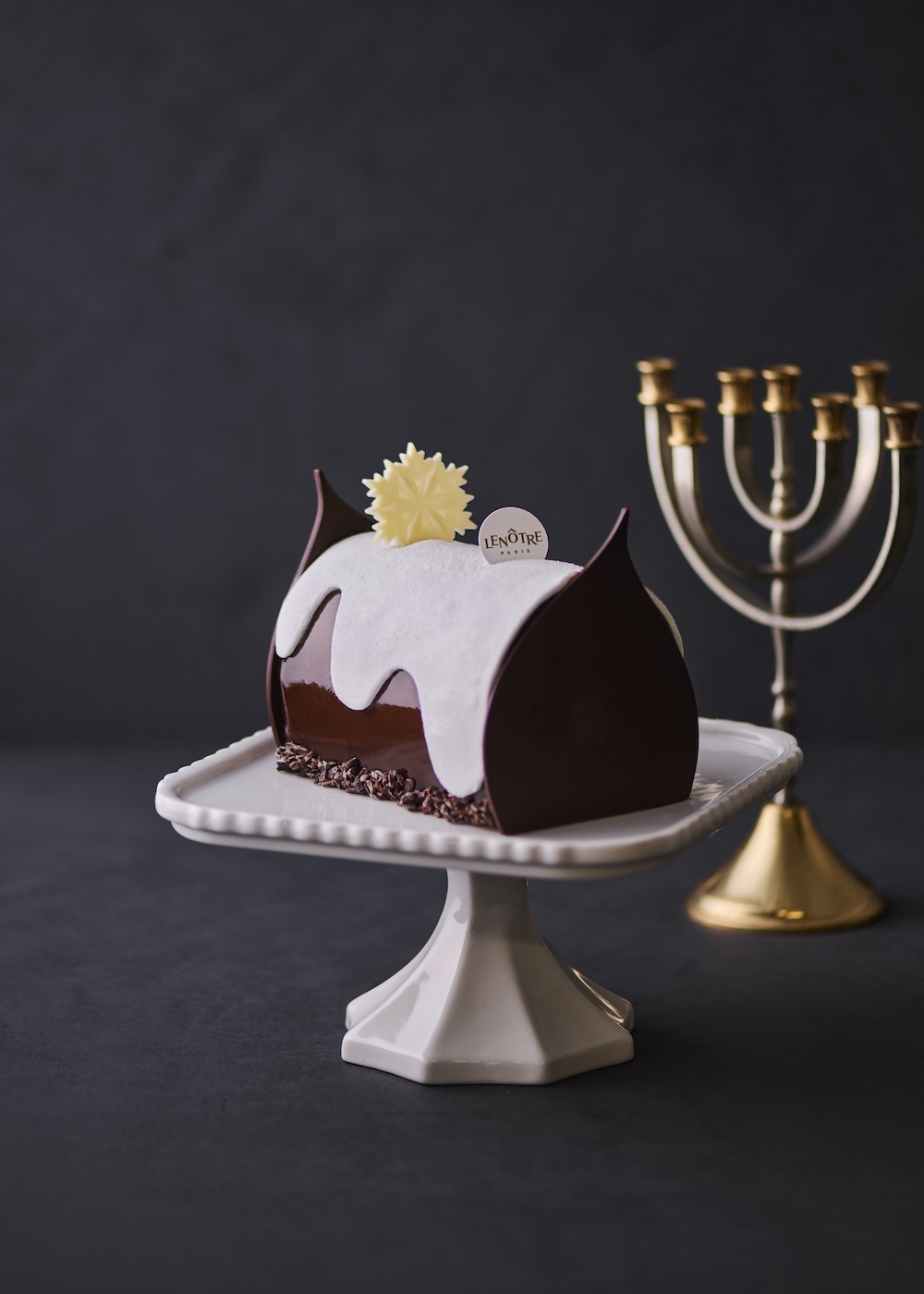 2サイズ展開される「ルノートル」の「ブッシュ・スー・ラ・ネージュ」1,404円〜