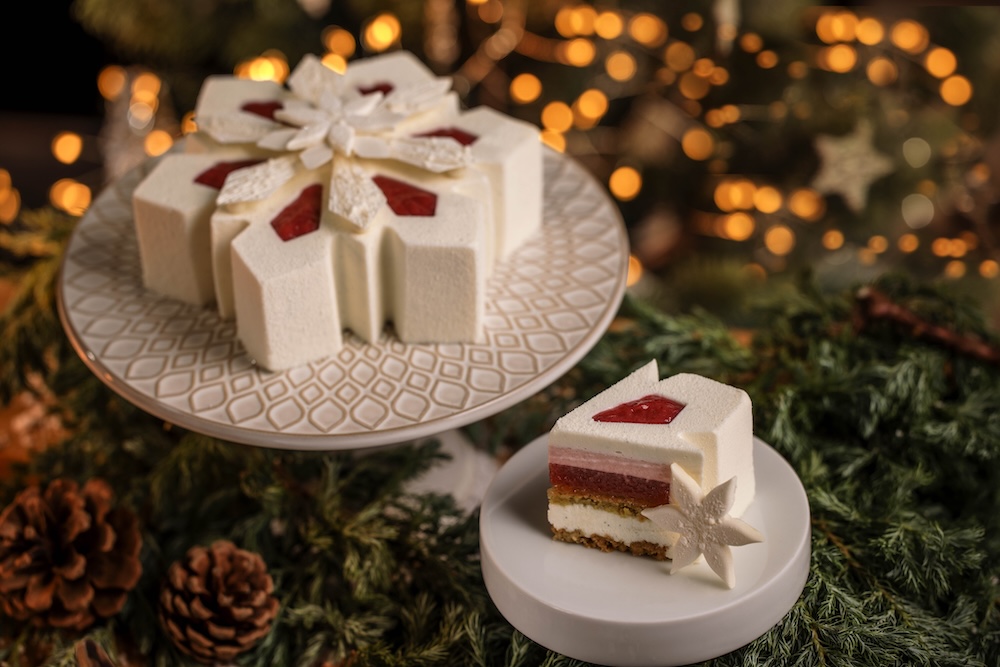 新作のクリスマスケーキ「スノークリスタル」税込み8,000円