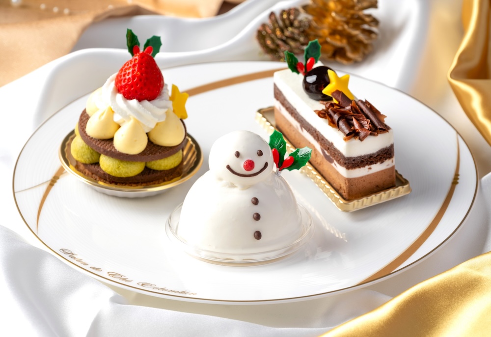 左から「クリスマスキャロル」、「スノーマン」、「フォレノワール」いずれも税込み702円（予約対象外）