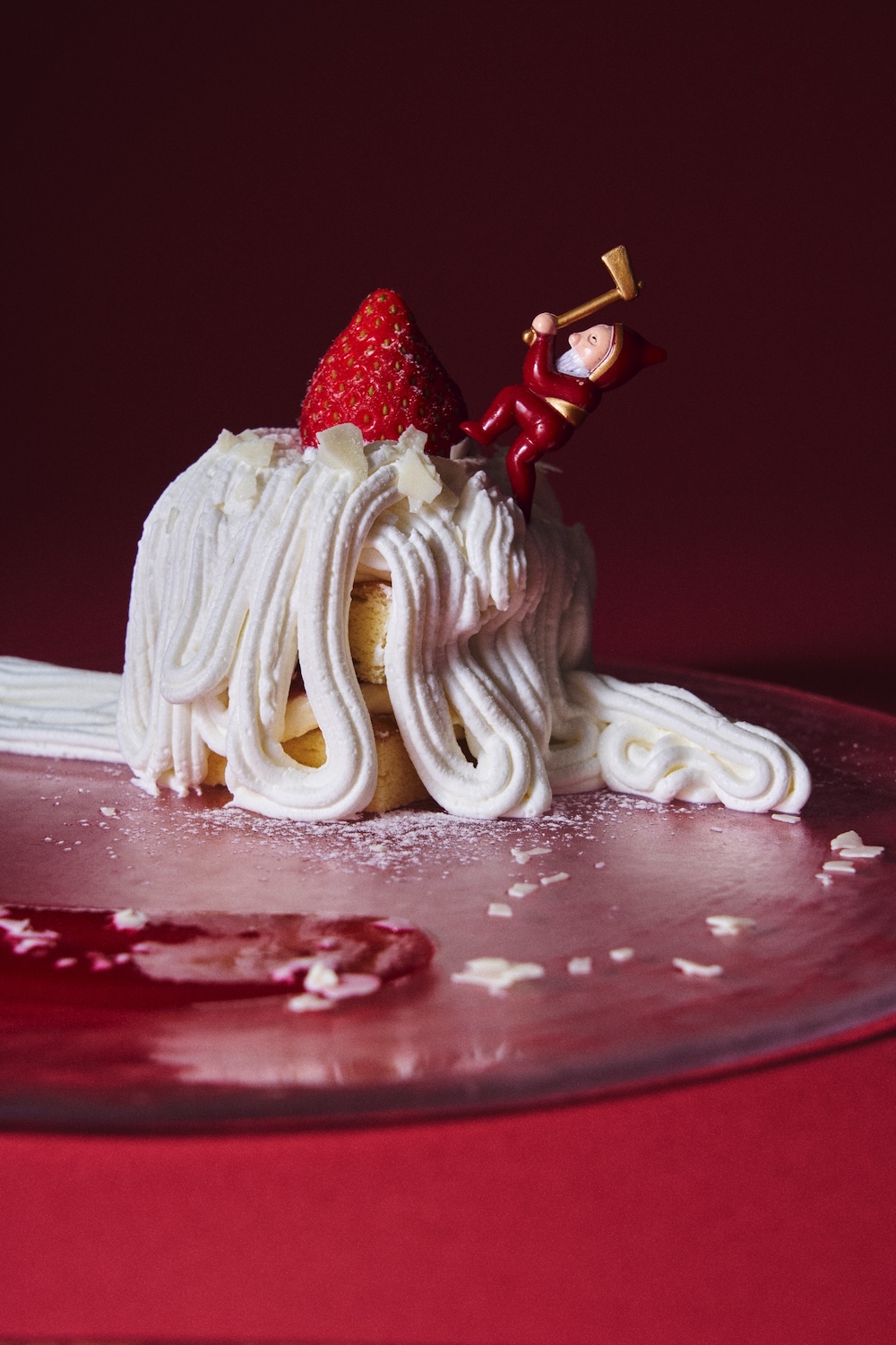 「いちごのクリスマス“生”モンブラン〈わたしだけの“ホール”ケーキ〉」税込み1,320円