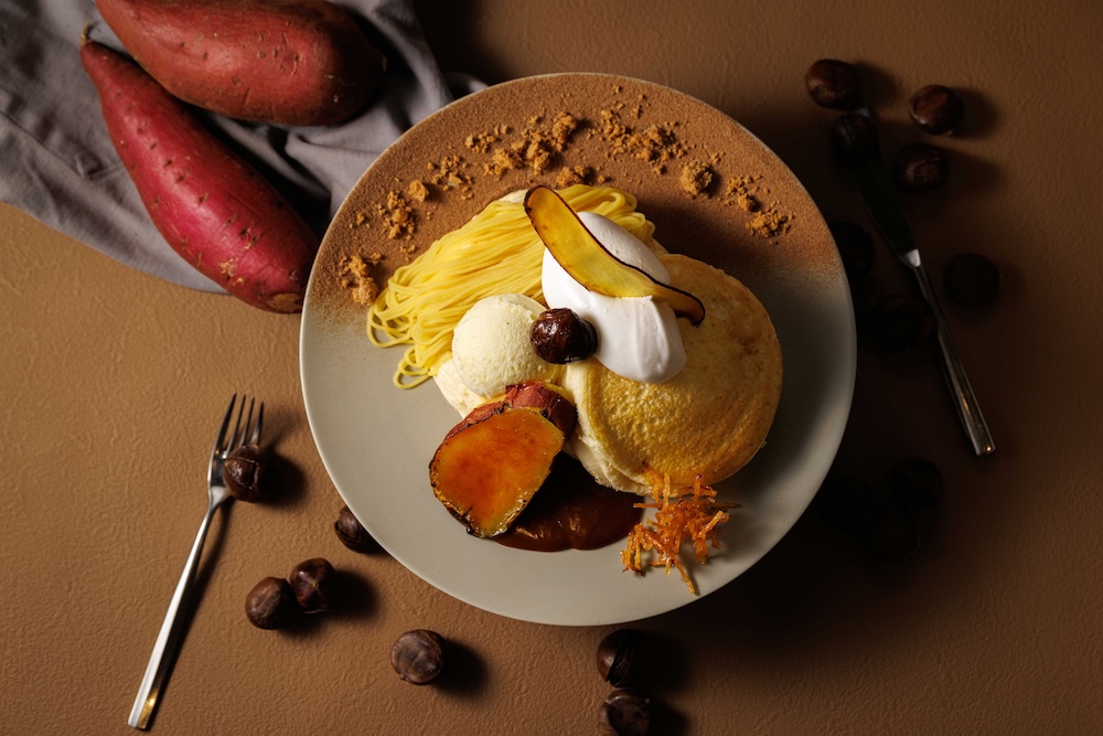 「“Autumn-Brown”蜜芋キャラメリゼとモンブランクリームのパンケーキ」イメージ