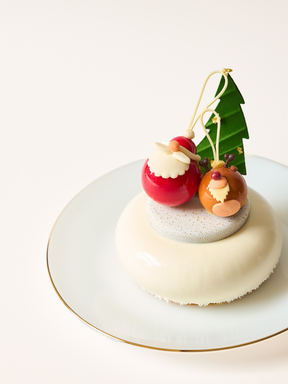 「ザ・ペニンシュラ東京店」の限定「クリスマスハーモニー」税込み9,720円（テイクアウト）