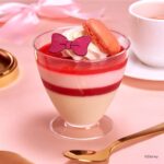 「『おしゃれキャット』 (マリー) Fleur de Chat ベリーチーズとブラマンジェのパルフェ」税込み1,296円