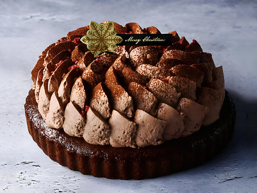 エキュート立川限定・20台限定「フォレノワールさくらんぼとショコラのケーキ」税込み5,400円