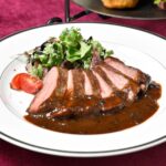 「プレミアムアフタヌーンティー」税込み9,800円(別途サービス料)