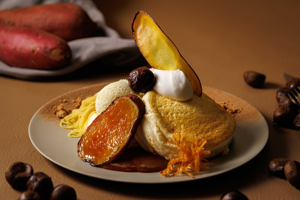 「“Autumn-Brown”蜜芋キャラメリゼとモンブランクリームのパンケーキ」イメージ