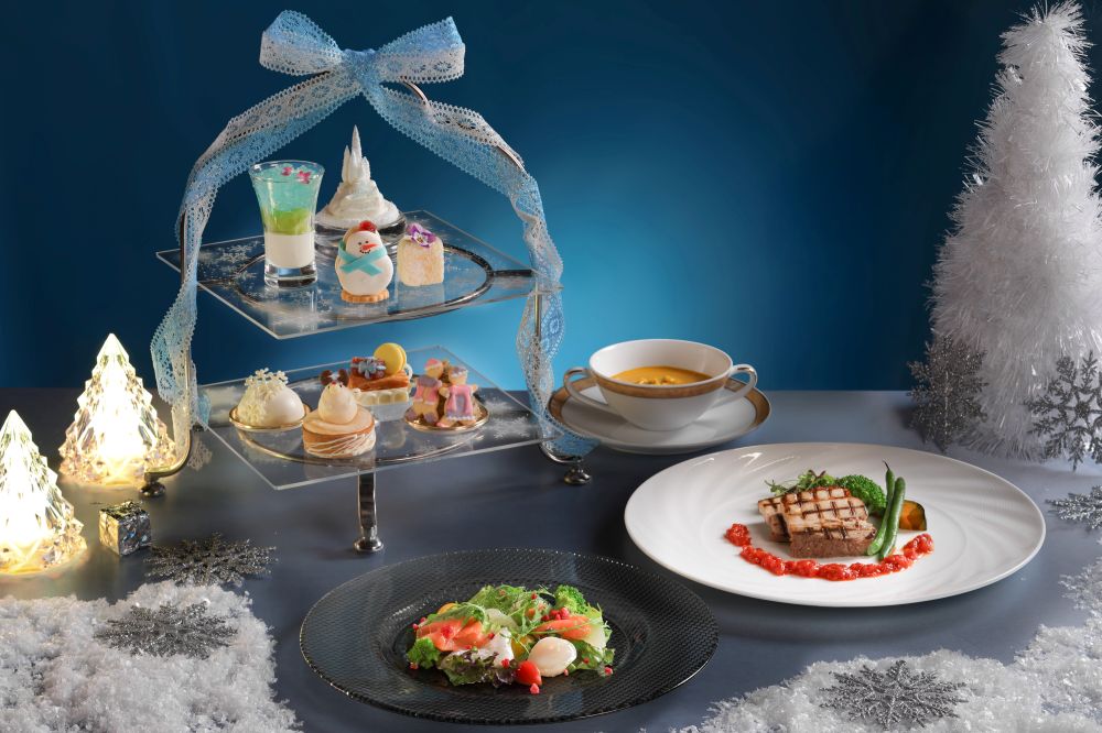 「クリスマス アフタヌーンティー スイーツ付ディナー」税込み8,500円から（サービス料含む）