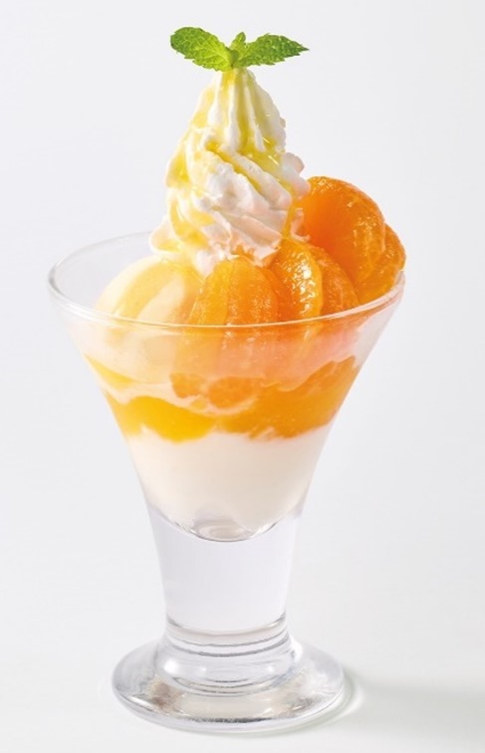 「早生みかんとヨーグルトのミニパルフェ」税込み439円