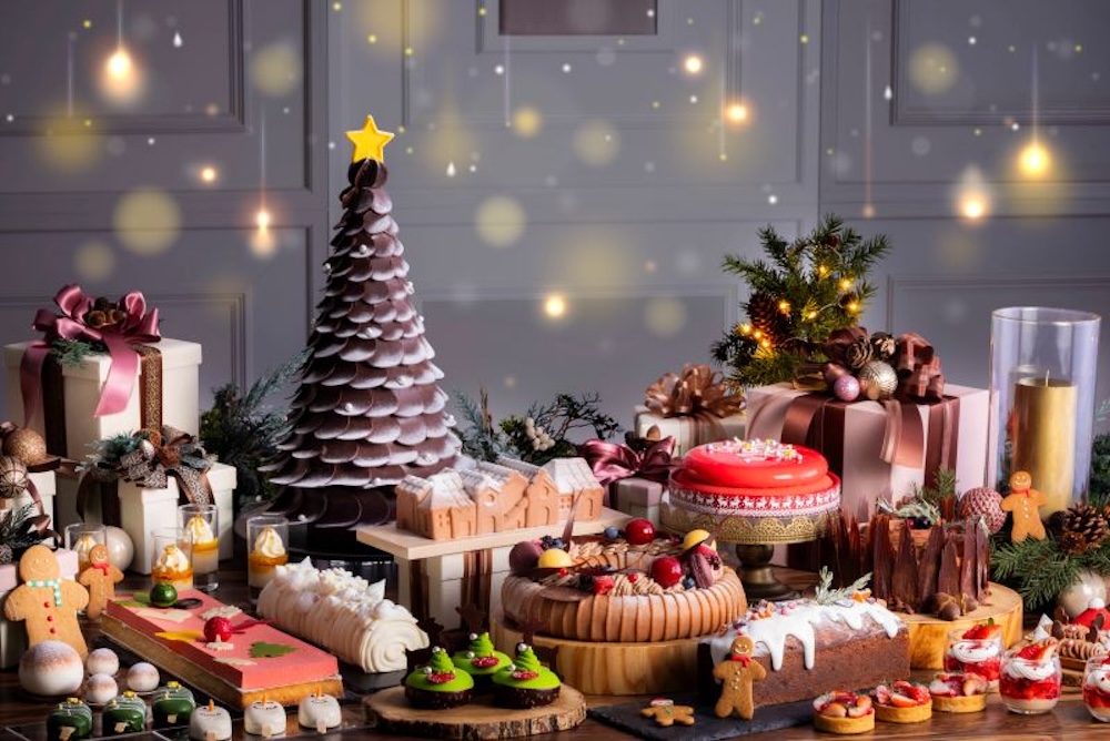 11月6日より展開される「スイーツビュッフェ ～Decorate Your Christmas～」税込み5,500円から（サービス料含む）