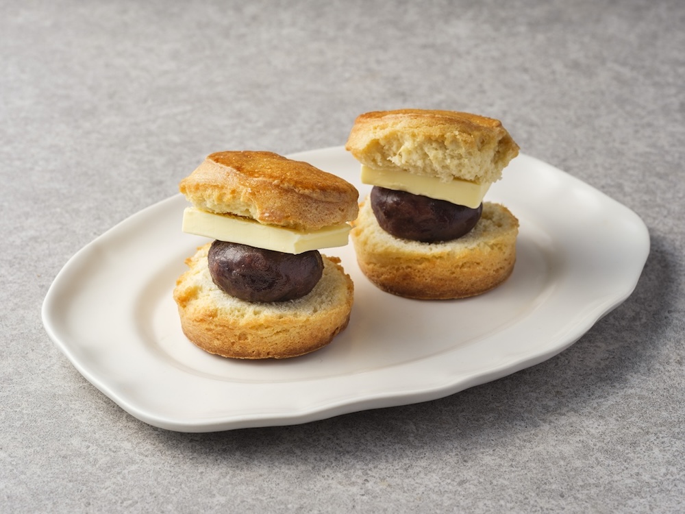 通年販売されている「BAKERS gonna BAKE」の「あんバタースコーンサンドフランス産発酵バター＆北海道大納言」税込み520円
