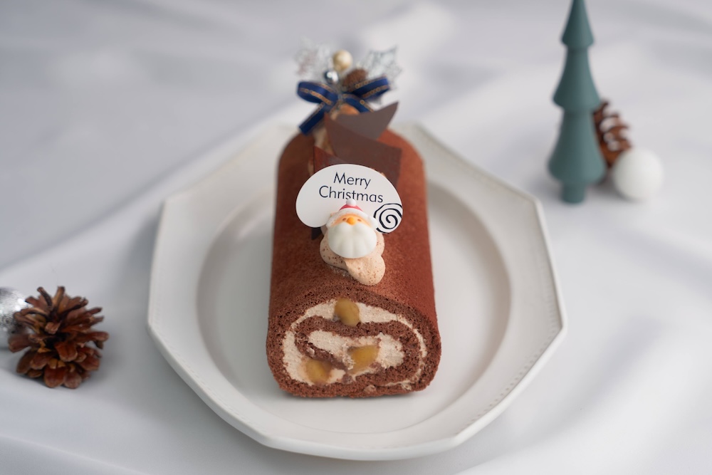 「チョコとバナナのクリスマスロールケーキ」イメージ