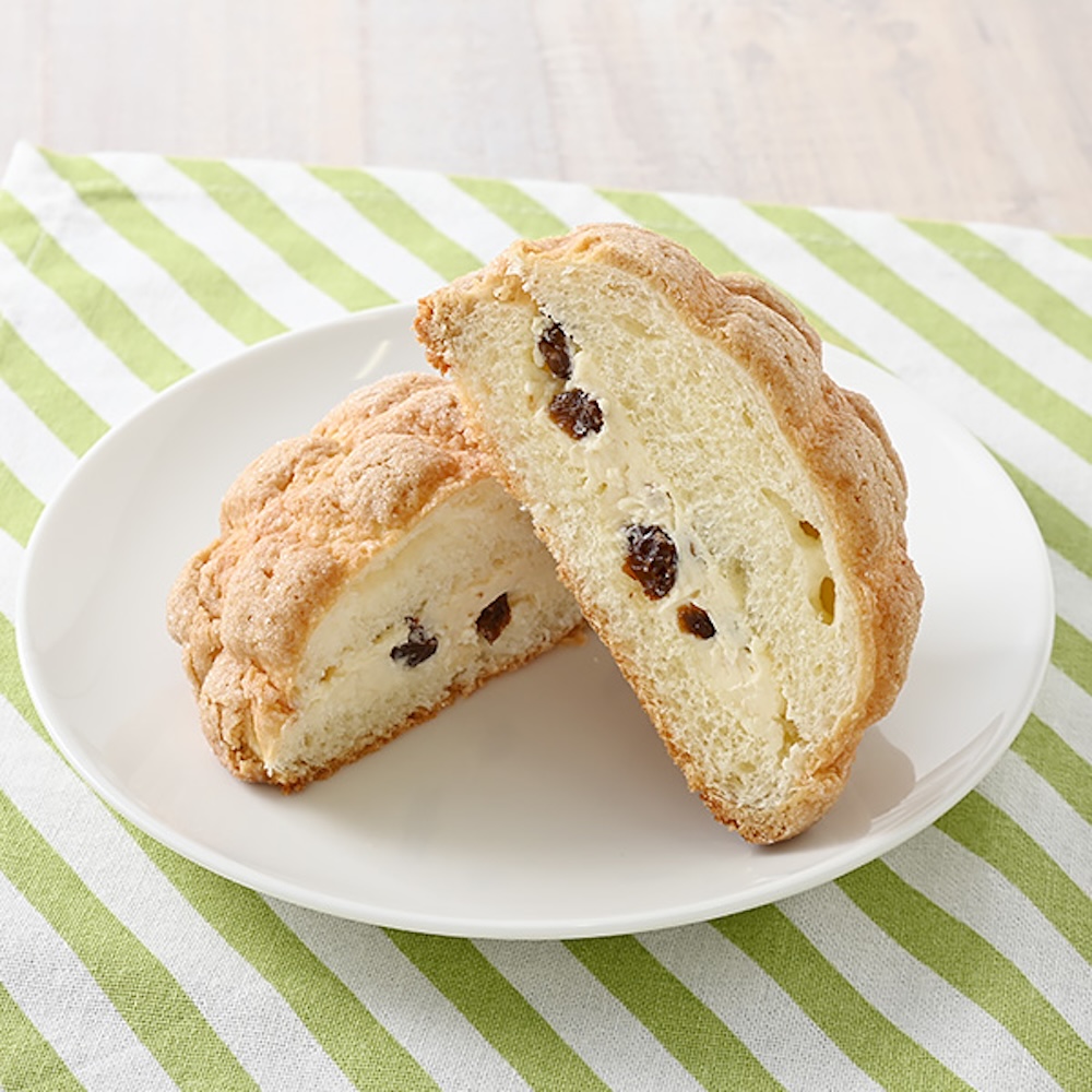 数量限定「ラムレーズンバターメロンパン」税込み190円（沖縄県では仕様と価格が異なる）