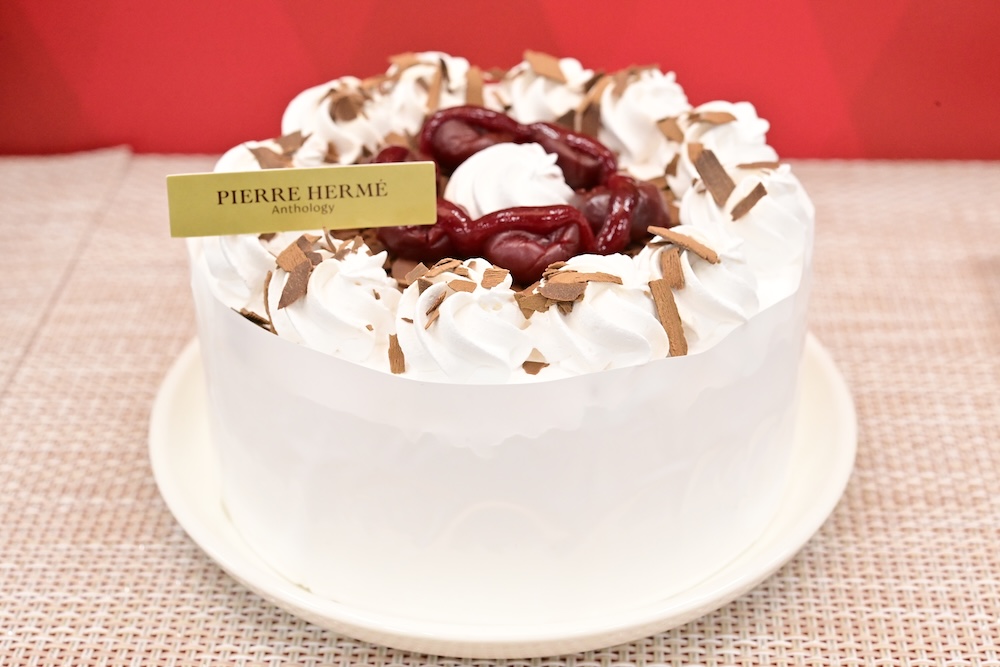 ピエール・エルメ アンソロジー監修「ガトー・ド・ノエル(チョコレート&チェリー)」税込み4,980円