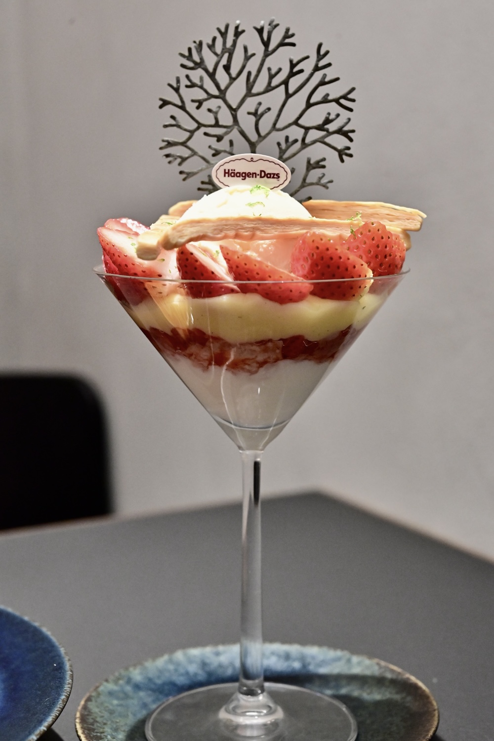 「苺のナポレオンパフェ」税込み1,980円