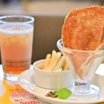 「ミニクリスピークレープ&ミニフライドポテト」学生限定で税込み500円（一般は税込み880円）