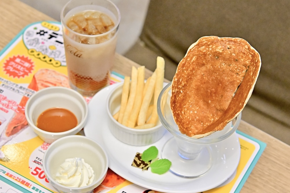 「ミニクリスピークレープ&ミニフライドポテト」学生限定で税込み500円