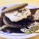 「黒ごま パンダどら焼き」税込み280円