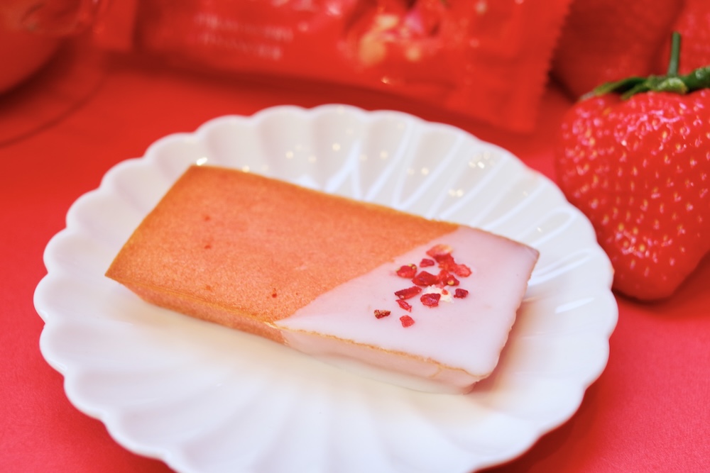 「いちご フィナンシェ」イメージ