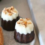 「甘酒米粉入りカヌレ」4個入り・税込み2,592円(別途送料)