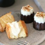 左から「味噌シフォンケーキ」税込み2,160円、「甘酒米粉入りカヌレ」4個入り・税込み2,592円(いずれも別途送料)