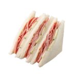 「盛りすぎ！ハムサンド」税込み343円