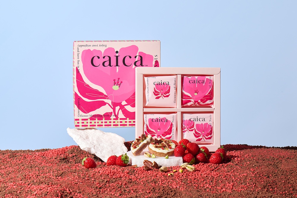 「ショコラホワイトケーキ〈ベリー〉」イメージ