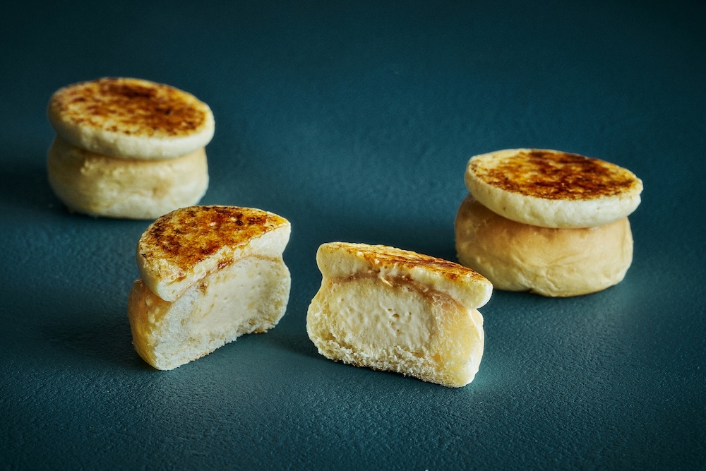 「バナナシブーストのせ ミニくりーむパン」イメージ