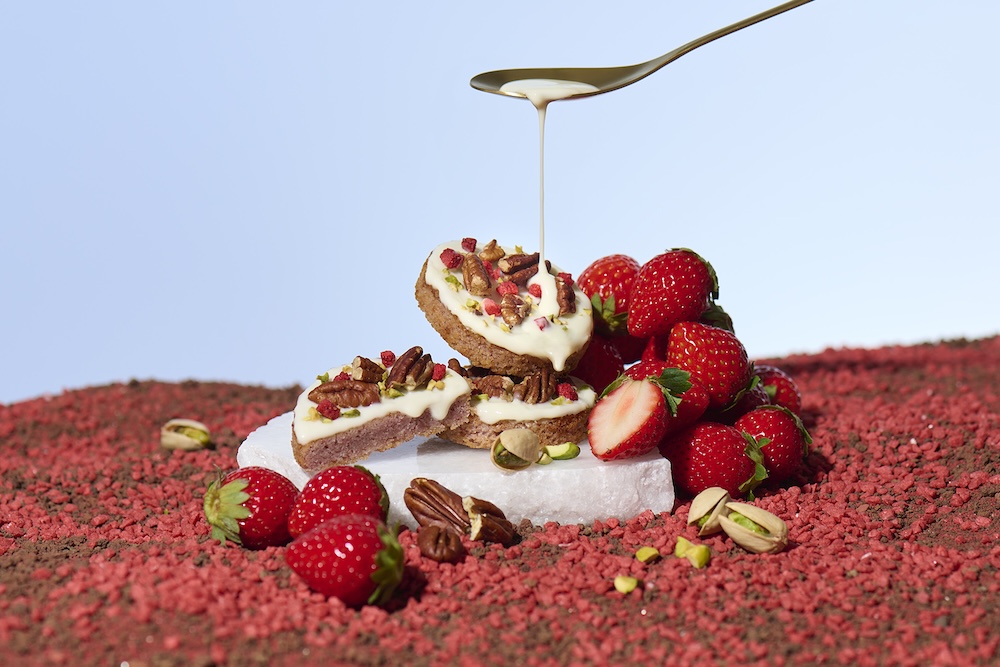 「ショコラホワイトケーキ〈ベリー〉」イメージ